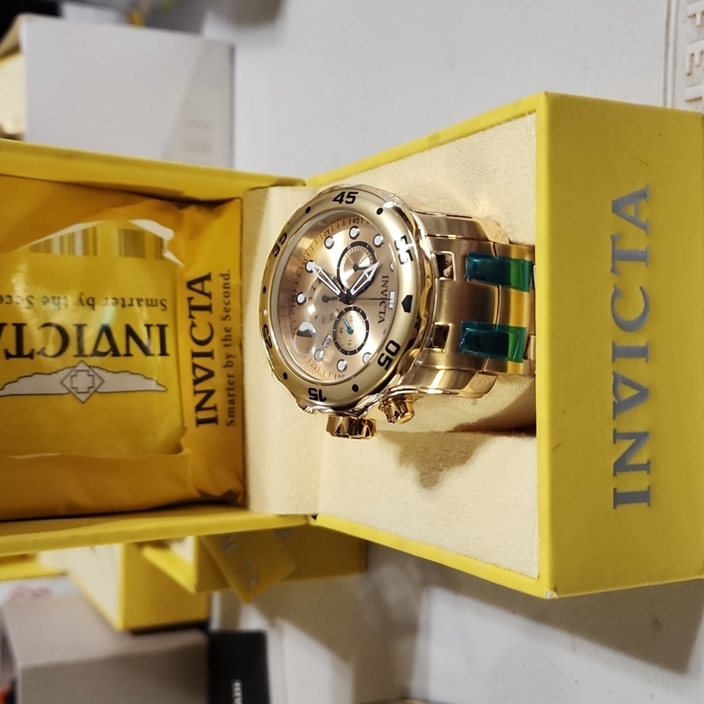 Invicta Pro Diver SCUBA MenModel 0074 - Men's Watch Quartz